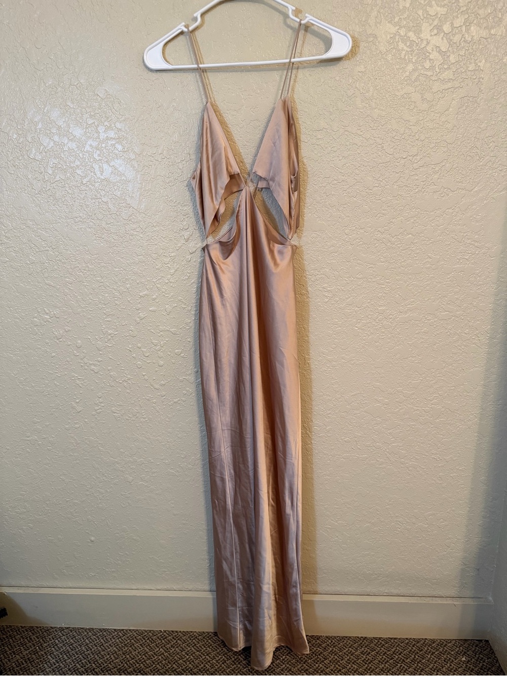 Princess Polly Satin Slip Dress in Champagne size 4 - Picture 8 of 8
